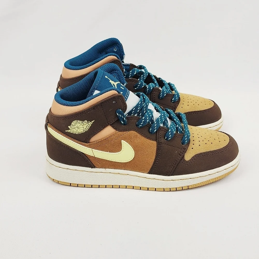 Air Jordan Mid SE Kids Sneakers Brown and Tan